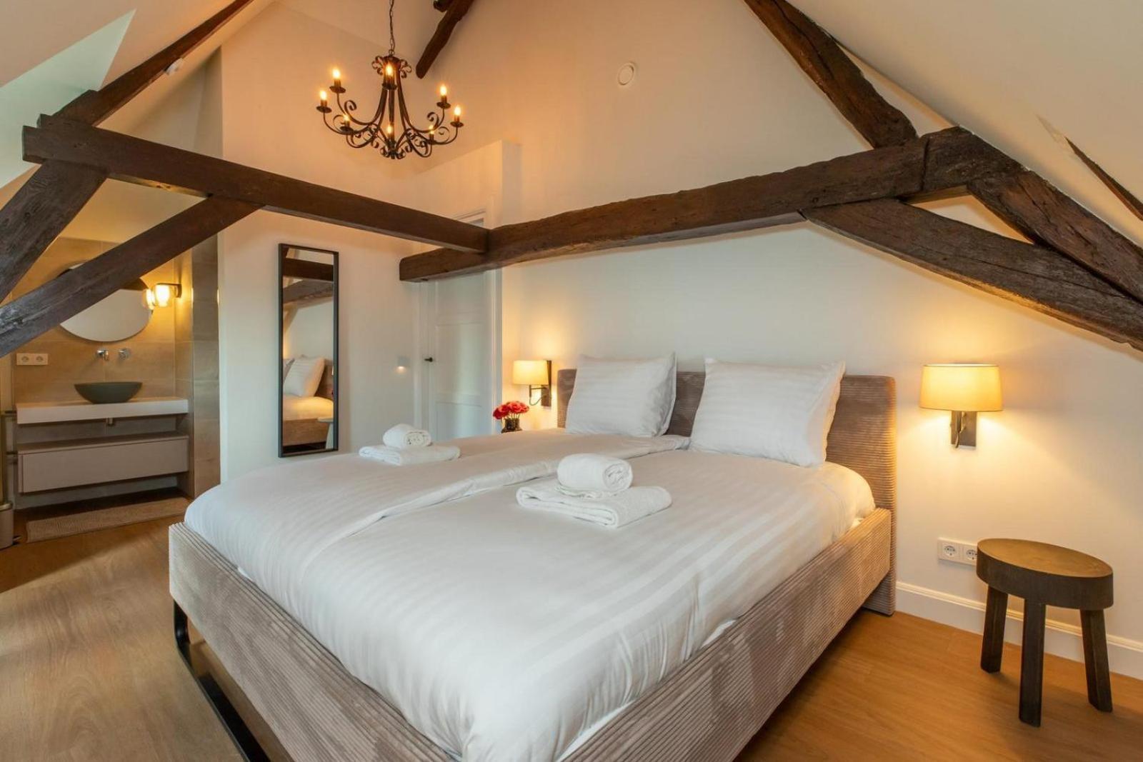 Vakantiehuis 'Boerderij Molenhof' - Stationsweg 5 | Heinkenszand Экстерьер фото