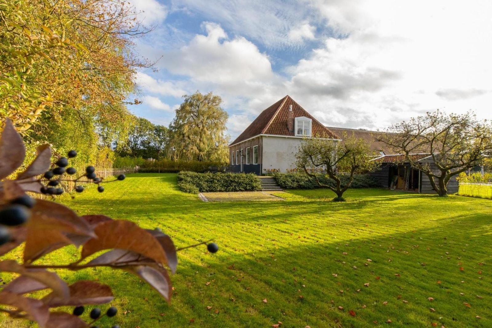 Vakantiehuis 'Boerderij Molenhof' - Stationsweg 5 | Heinkenszand Экстерьер фото